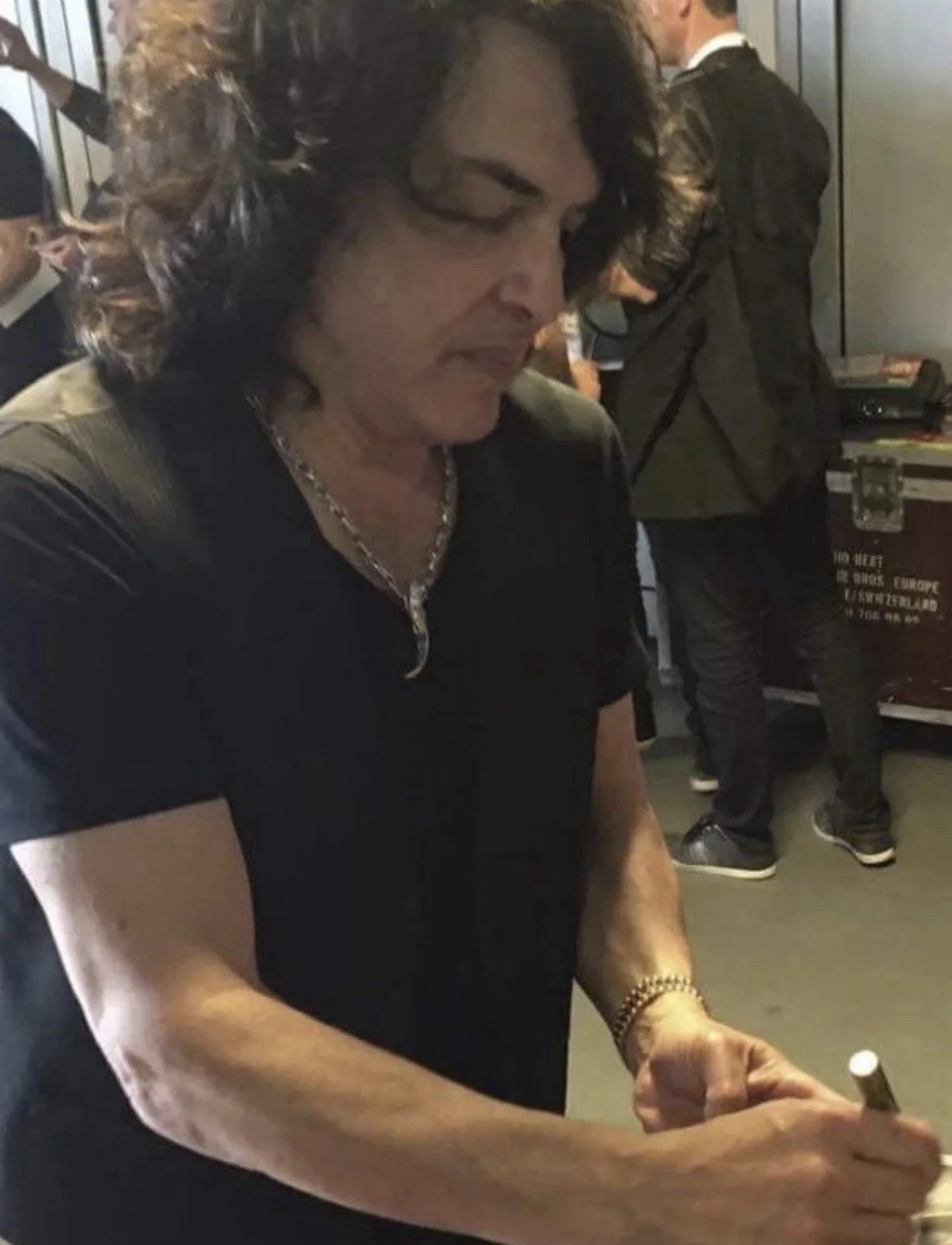 KISS Signed Guitar Thayer Singer Gene Simmons Paul Stanley Autographed Guitar !!, image 4