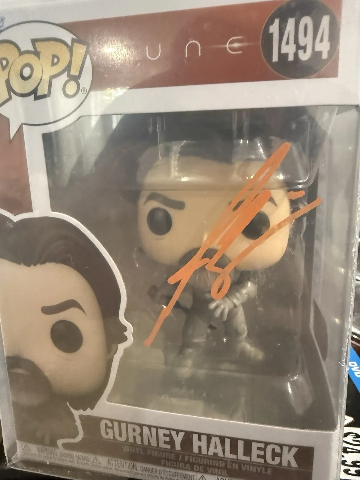 Josh Brolin — Josh Brolin Autographed Dune Gurney Halleck Funko Pop #1494 SWAU authentication!, изображение 2