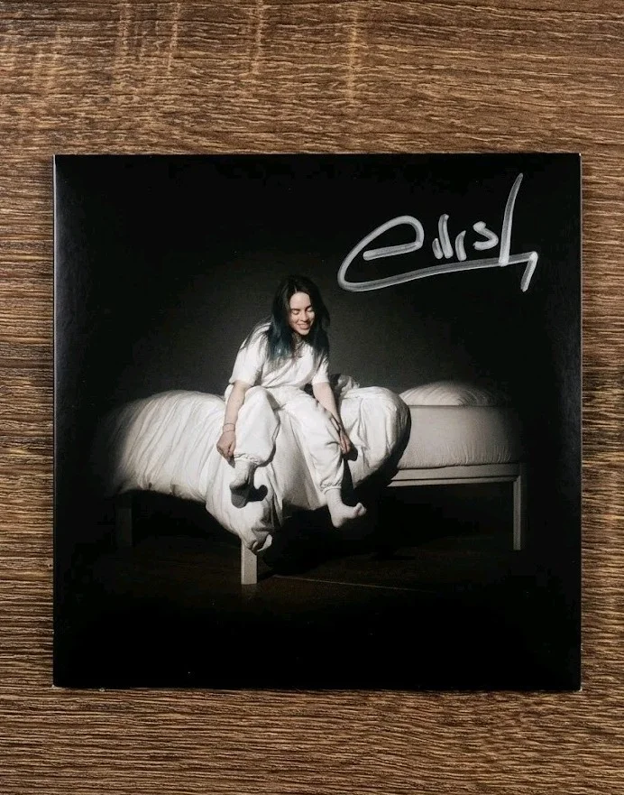 Billie Eilish When We All Fall Asleep, Where Do We Go? Autographed Booklet & CD, image 3