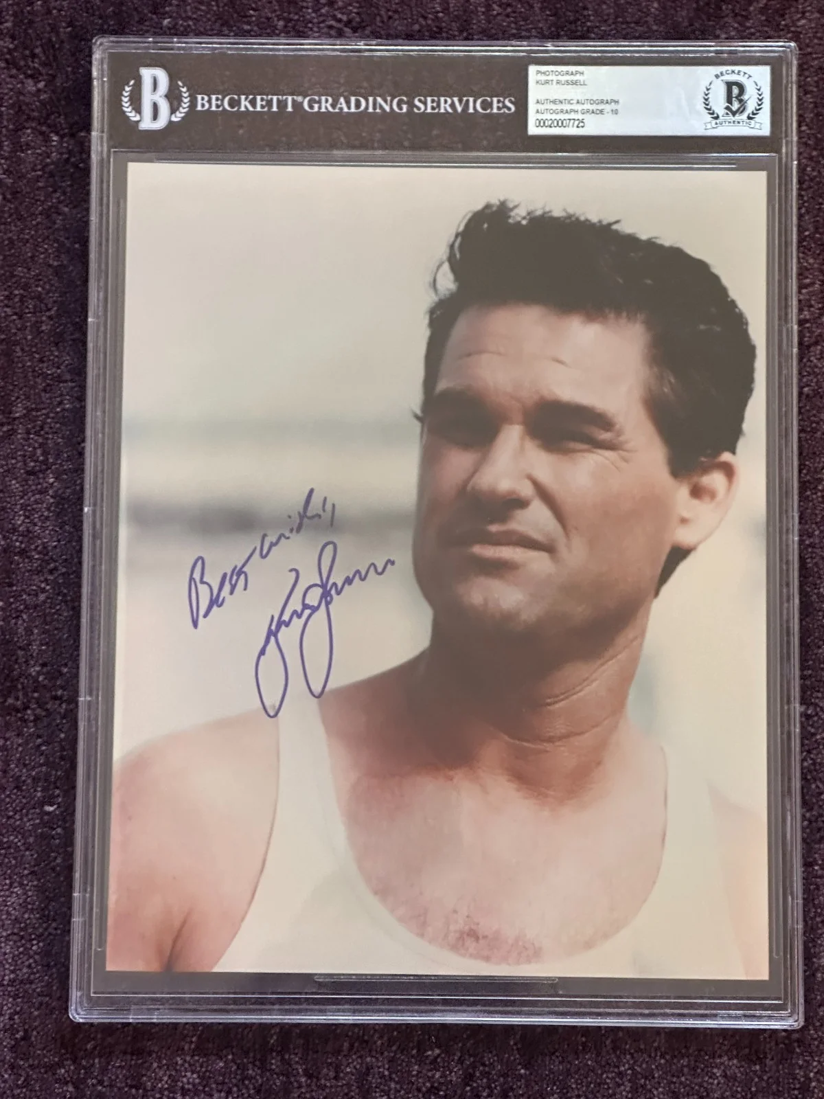 KURT RUSSELL — KURT RUSSELL Signed 8 X 10 PHOTO Beckett (BAS) Encapsulated AUTO 10