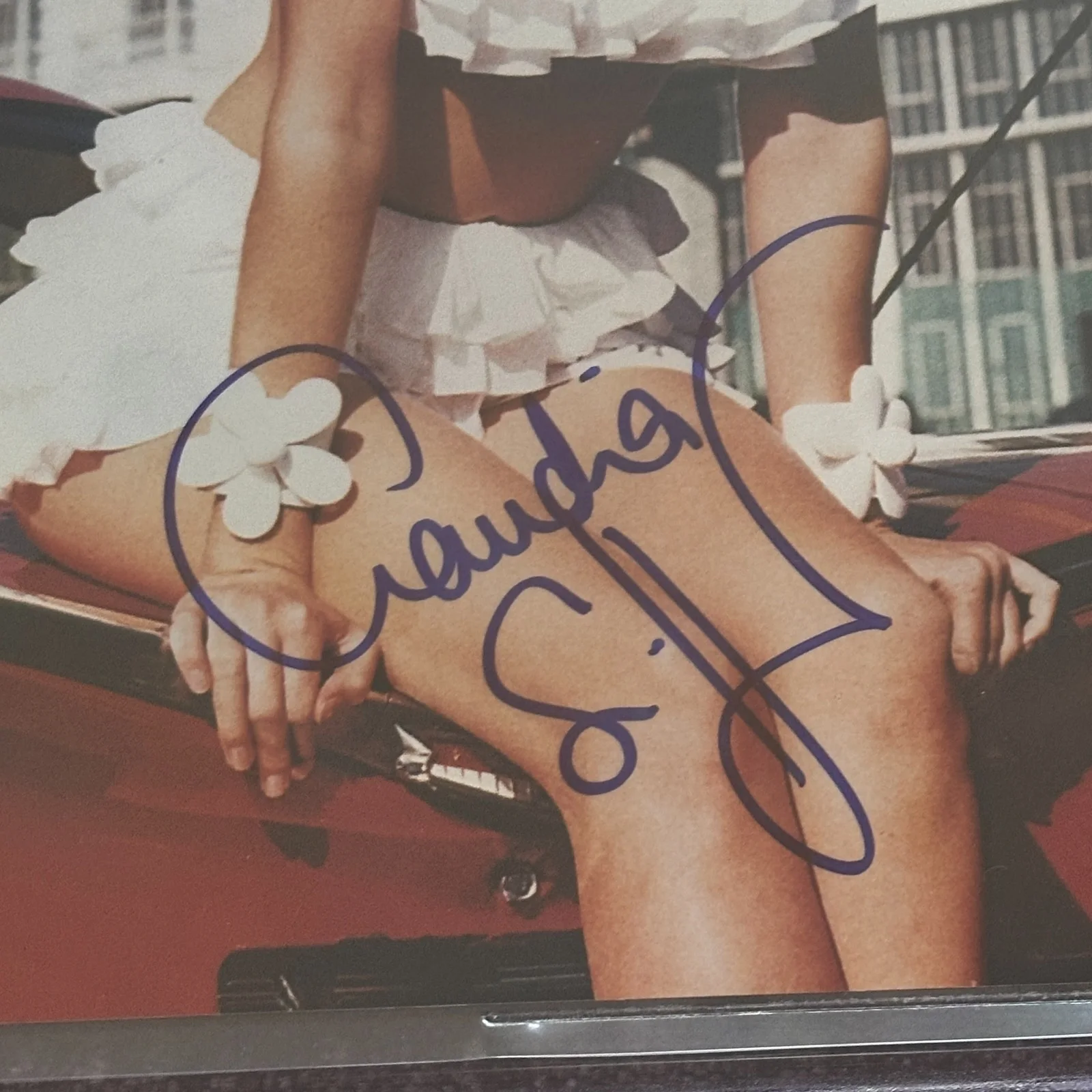 CLAUDIA SCHIFFER — CLAUDIA SCHIFFER Signed 8 X 10 PHOTO Beckett (BAS) Encapsulated AUTO 10, изображение 2