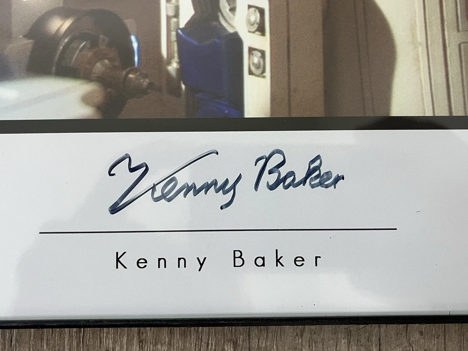 Kenny Baker — Kenny Baker autograph - 14" x 11" Star Wars Celebrity Autograph Series, изображение 2