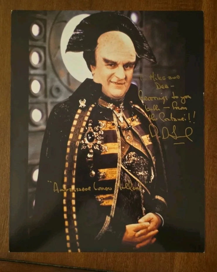 peter Jurasik — Babylon 5 Peter Jurasik Signed 8x10 Photo Ambass. Londo with Photo from Show