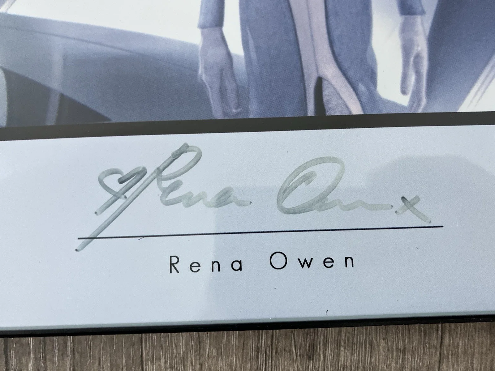 Rena Owen — Rena Owen autograph - 14" x 11" Star Wars Celebrity Autograph Series, изображение 2