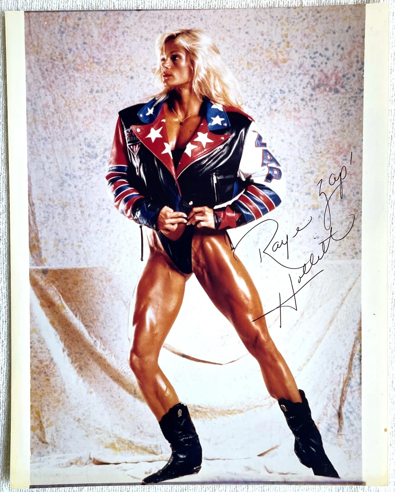 Raye Hollitt — Raye 'ZAP' Hollitt -'American Gladiators, Bodybuilder', Autographed Color Photo