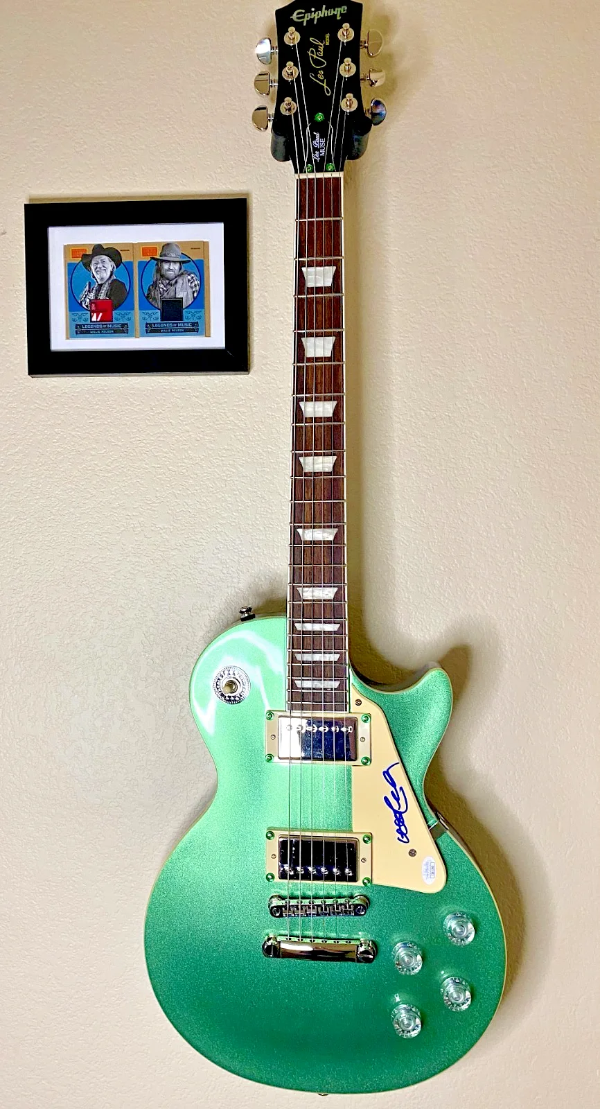 Willie Nelson — WILLIE NELSON SIGNED JSA NEW EPIPHONE LES PAUL Guitar 1/1 NEW TWEED HARD CASE +, изображение 2