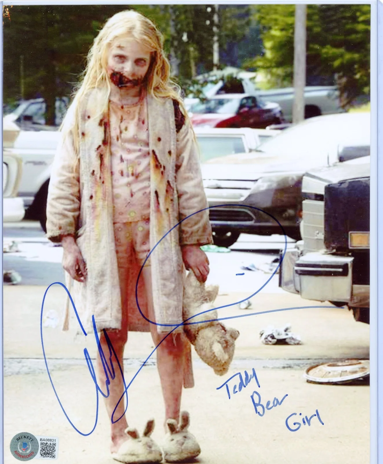 ADDY MILLER — ADDY MILLER Signed 8x10 Photo Teddy Bear Girl The Walking Dead BECKETT COA