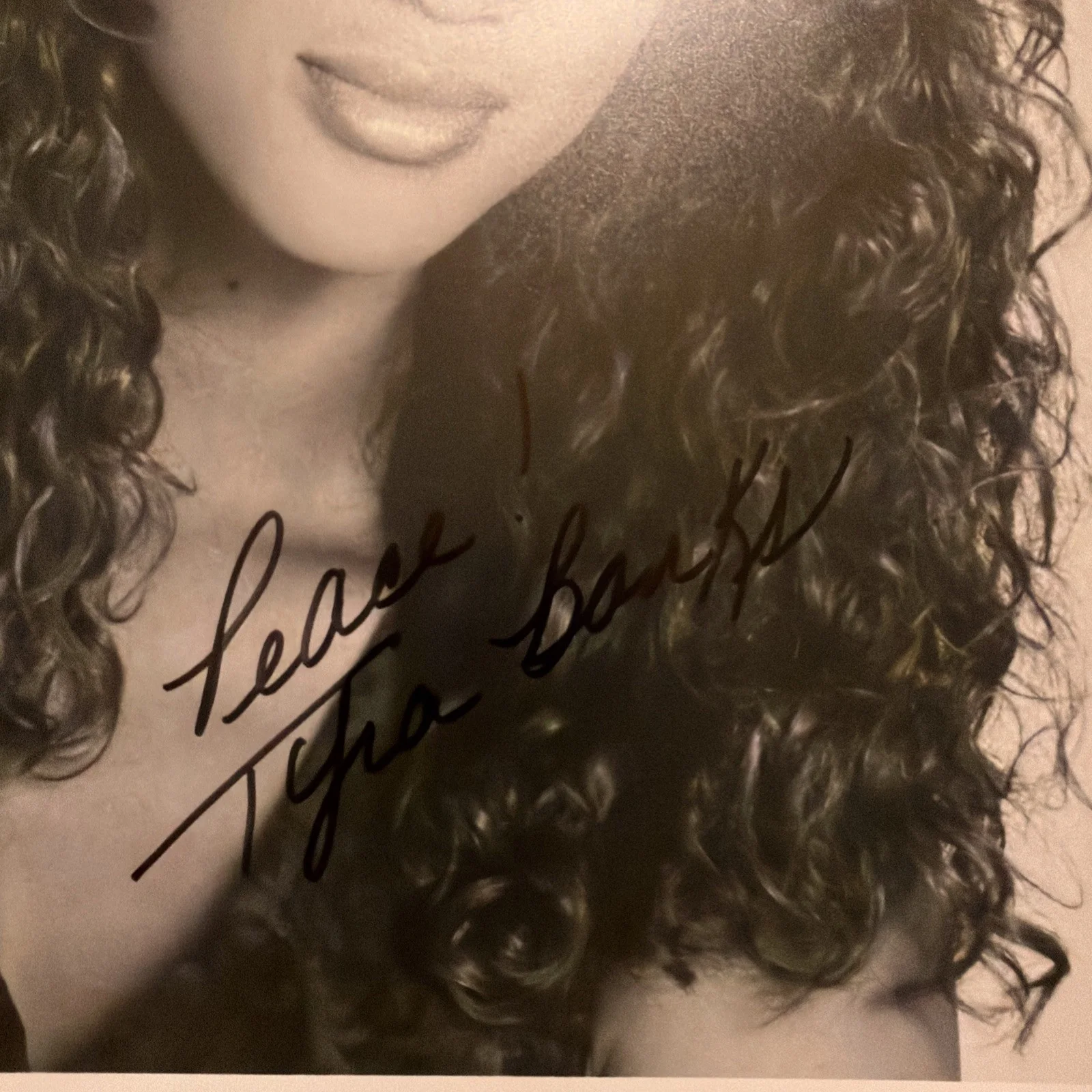 Tyra Banks Signed Black And White Photo Autograph, image 2