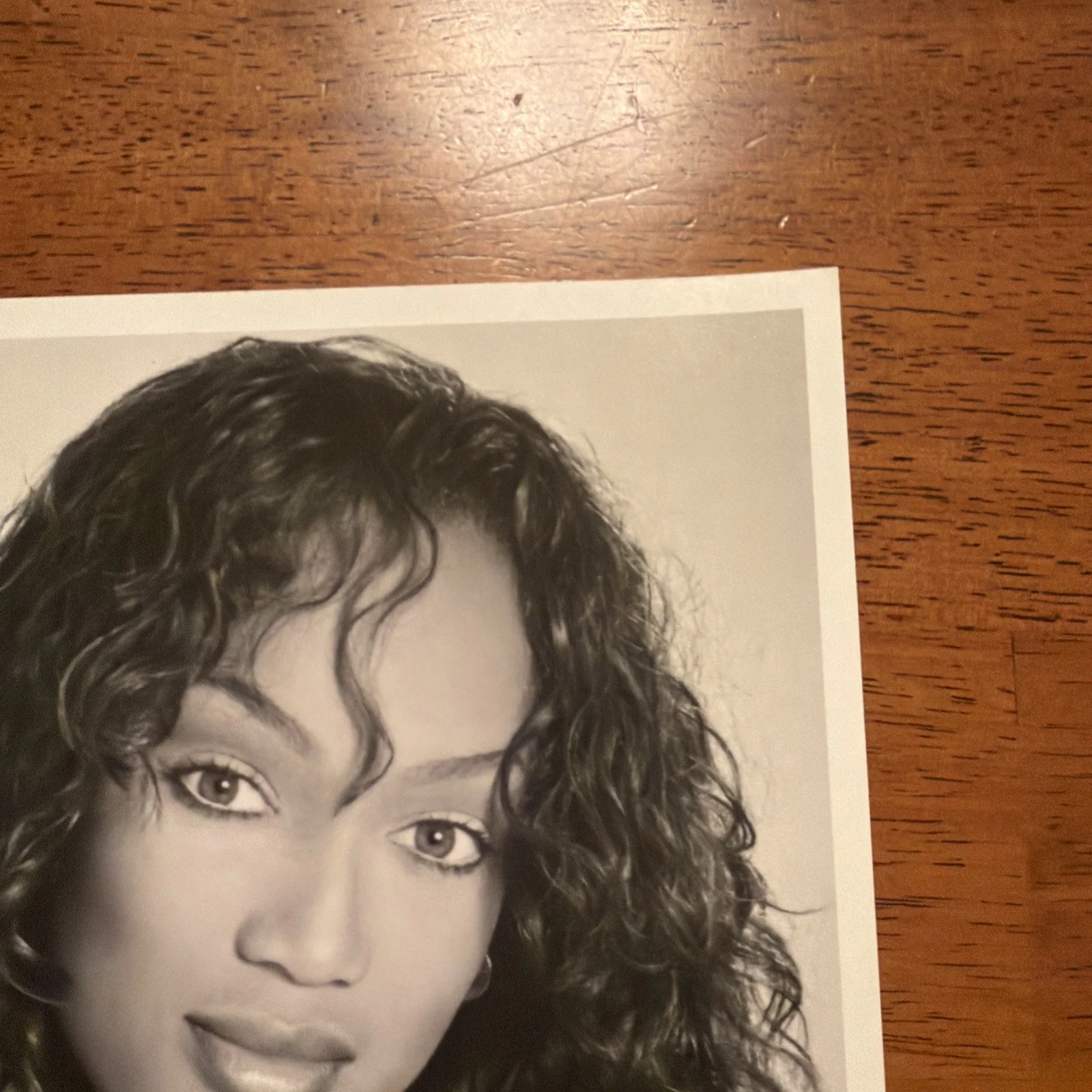 Tyra Banks Signed Black And White Photo Autograph, image 5