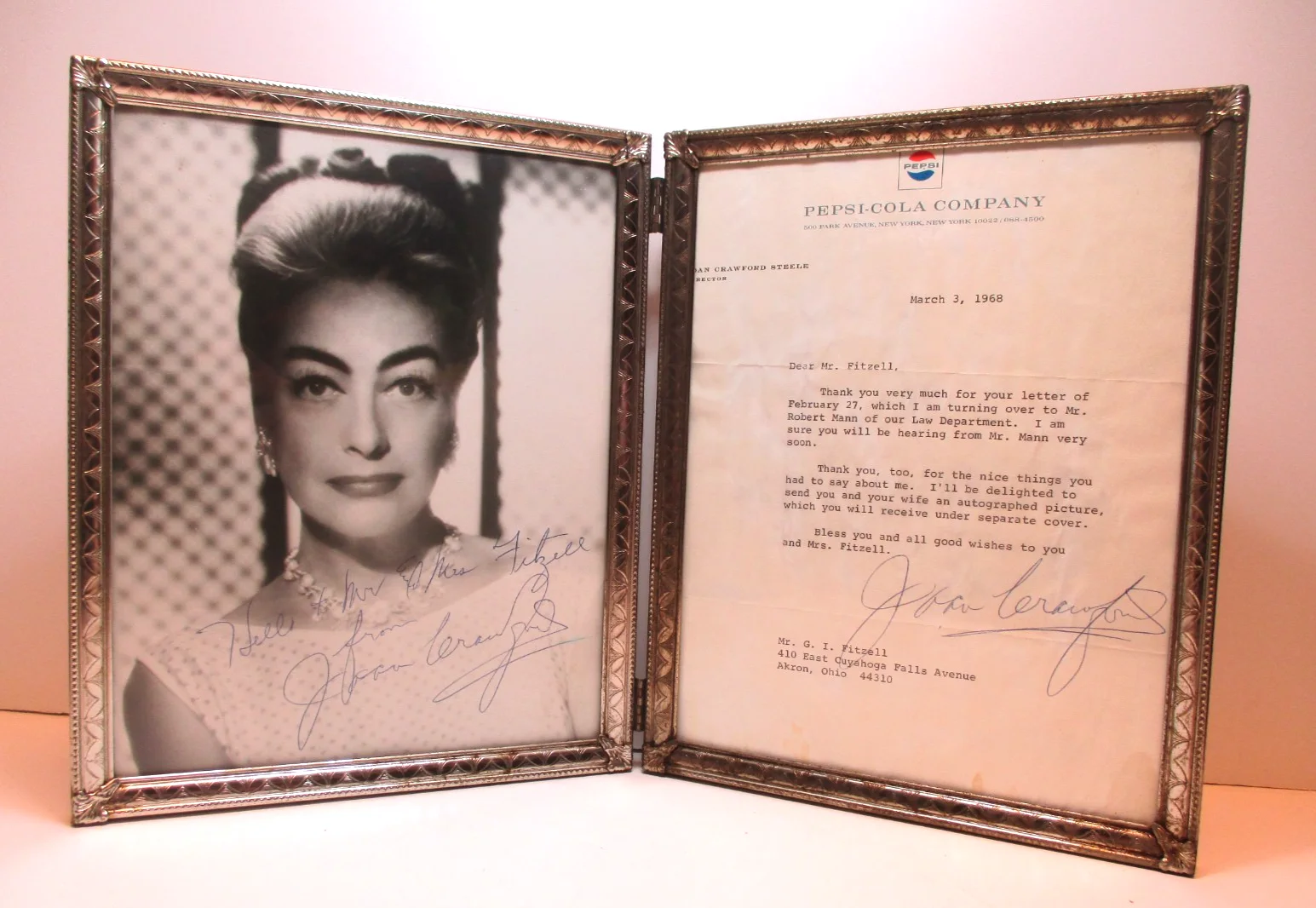 Joan Crawford — Vtg 1968 Joan Crawford Signed Photograph & Pepsi Cola Letterhead Letter Signed