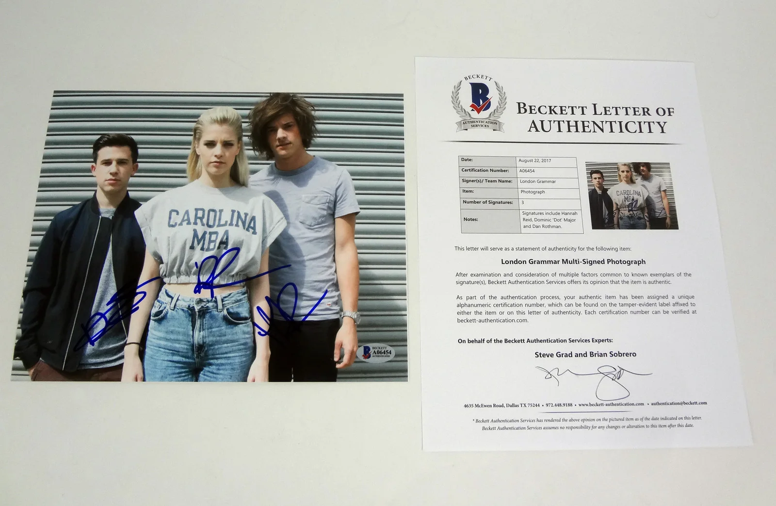 London Grammar — London Grammar Complete Band Signed Autograph 8x10 Photo Beckett BAS COA #2