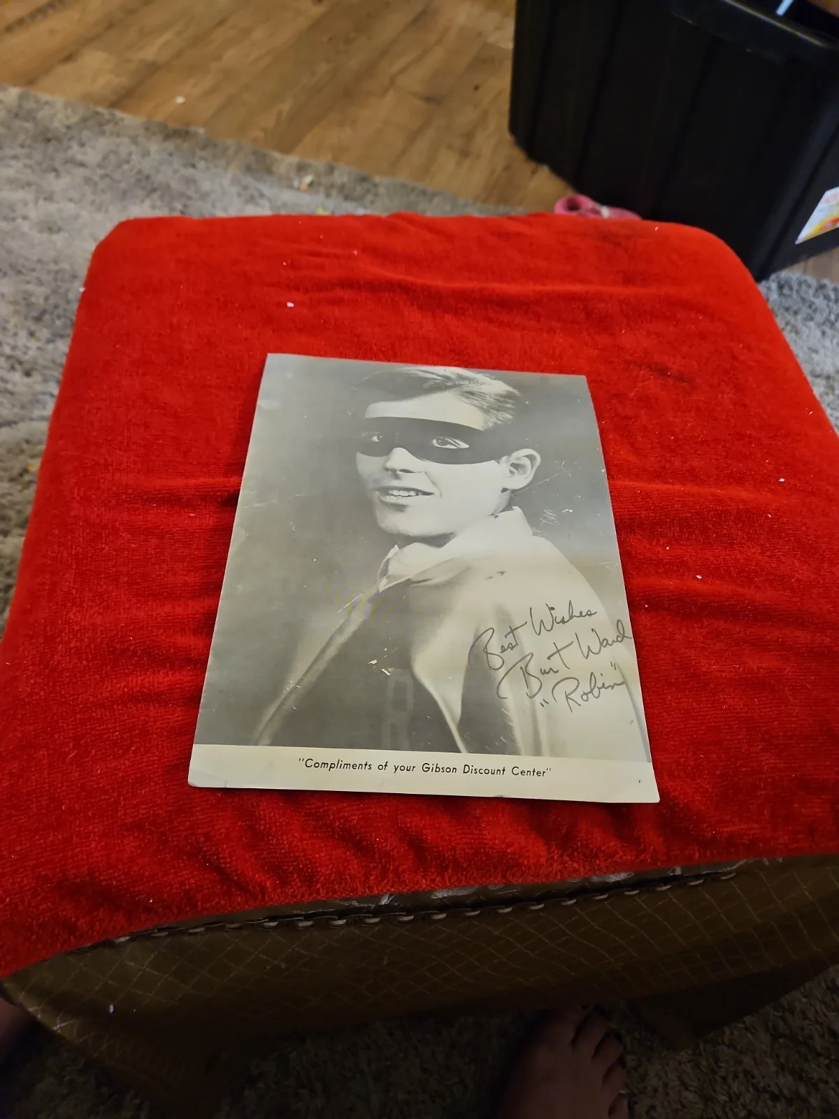 signed 8x10 Photo Of Burt Ward (Robin) Not Authenticated Self 1960s, изображение 4