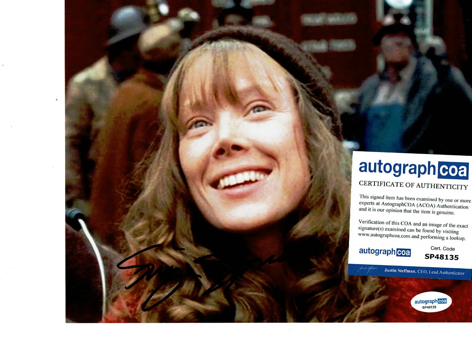 Cissy Spacek — Coal Miner's Daugther Sissy Spacek Autographed 8x10 color photo Autograph COA