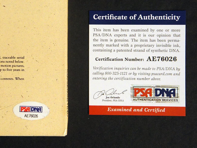 Faye Dunaway — *PSA/DNA* - FAYE DUNAWAY SIGNED - Bonnie & Clyde Laserdisc!, image 3