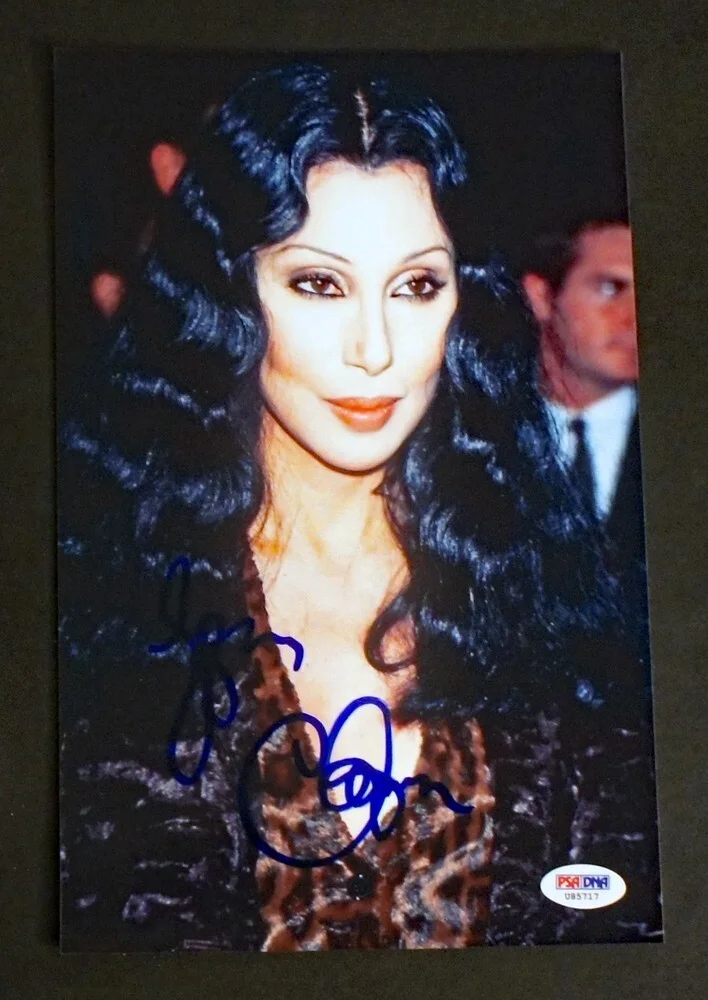 **PSA/DNA** CHER SIGNED / Autographed 7x11 Photo (Sonny & Cher)!, изображение 4