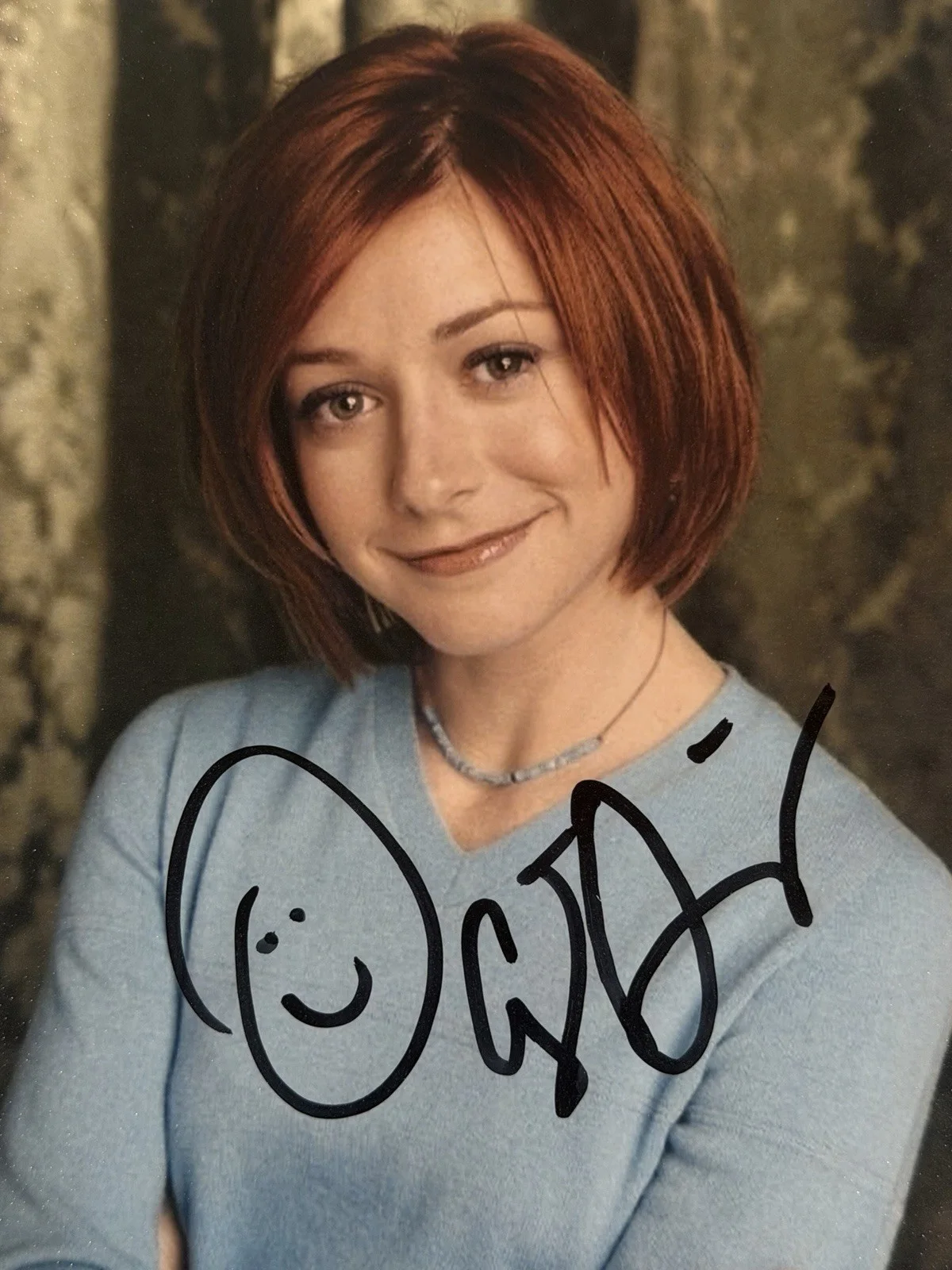 Alyson Hannigan — ALYSON HANNIGAN SIGNED 8x10 AUTOGRAPH PHOTO WILLOW VAMPIRE BECKETT BW89802, изображение 2