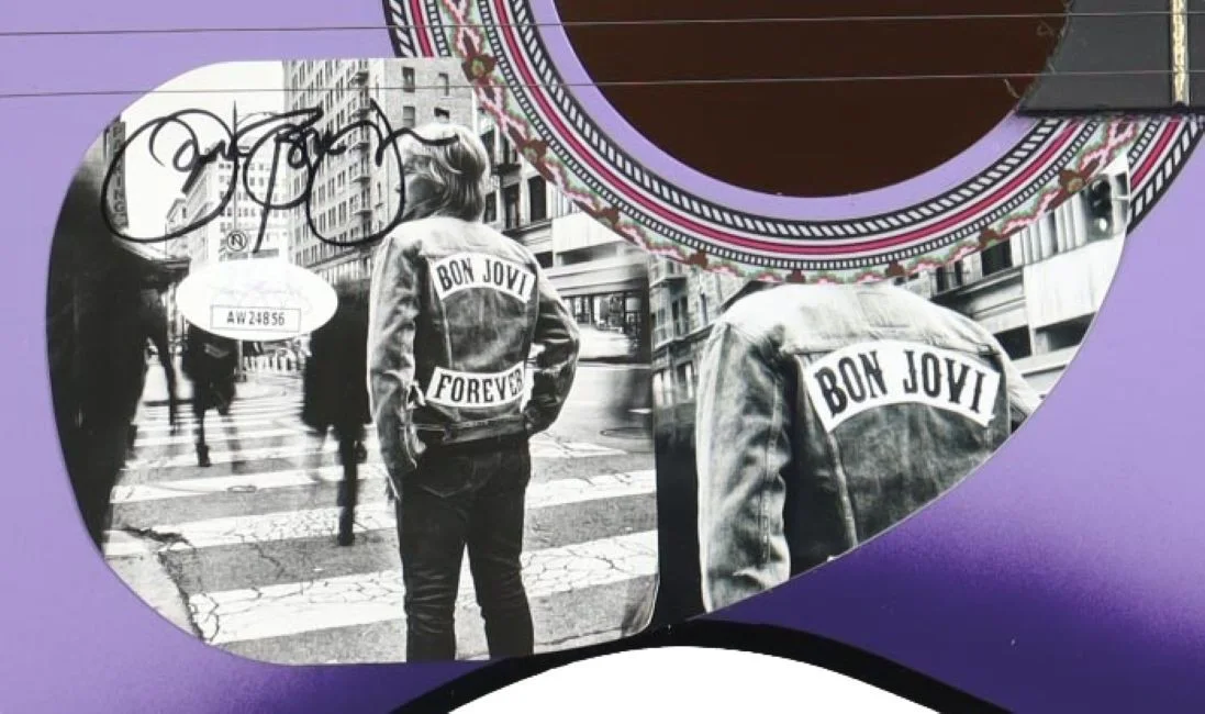 Jon Bon Jovi — Jon Bon Jovi Signed 38" Purple Acoustic Guitar JSA Hologram, image 2
