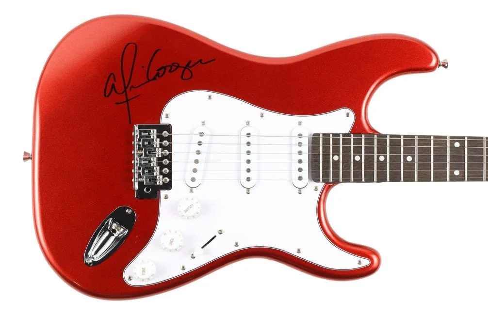 Alice Cooper — Alice Cooper Signed 39" Red/White Electric Guitar BAS, image 2