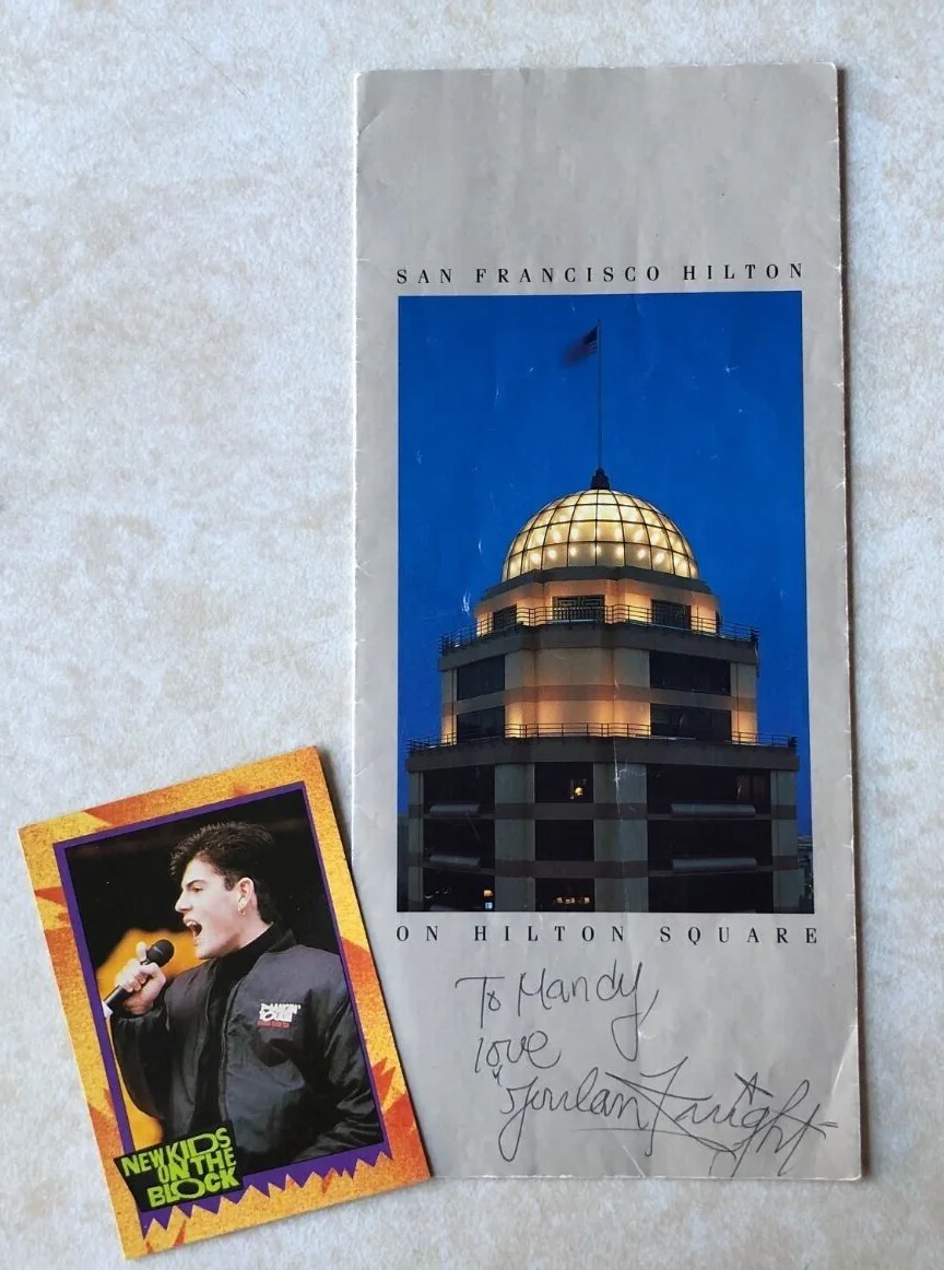 Jordan Knight — Jordan Knight Signed San Francisco Hilton Brochure + Card NKOTB Autograph