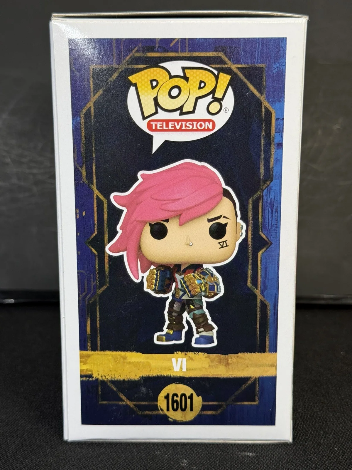 Hailee Steinfeld — Vi #1601 Arcane League of Legends Funko Pop Signed By Hailee Steinfeld w/COA, изображение 2