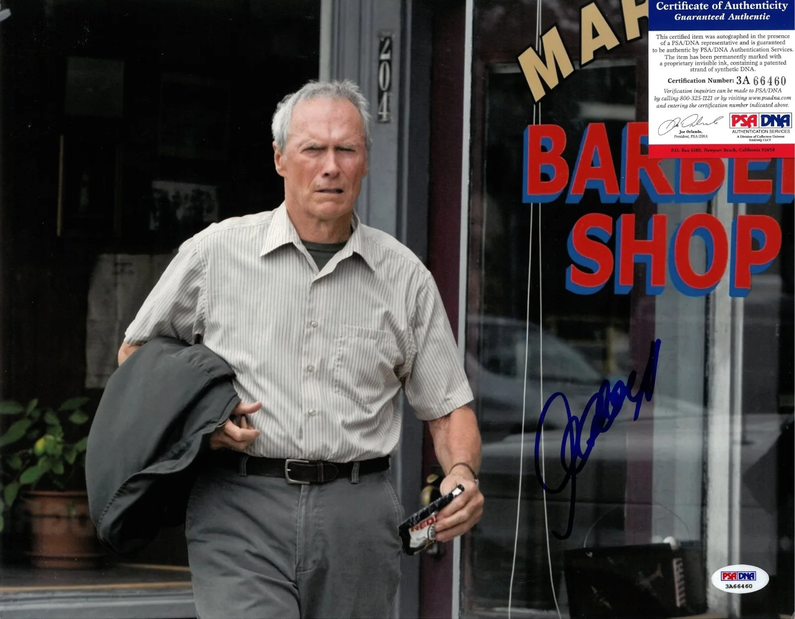 Clint Eastwood — Clint Eastwood PSA/DNA COA Signed 11x14 Photo Autographed ITP Gran Torino, изображение 2