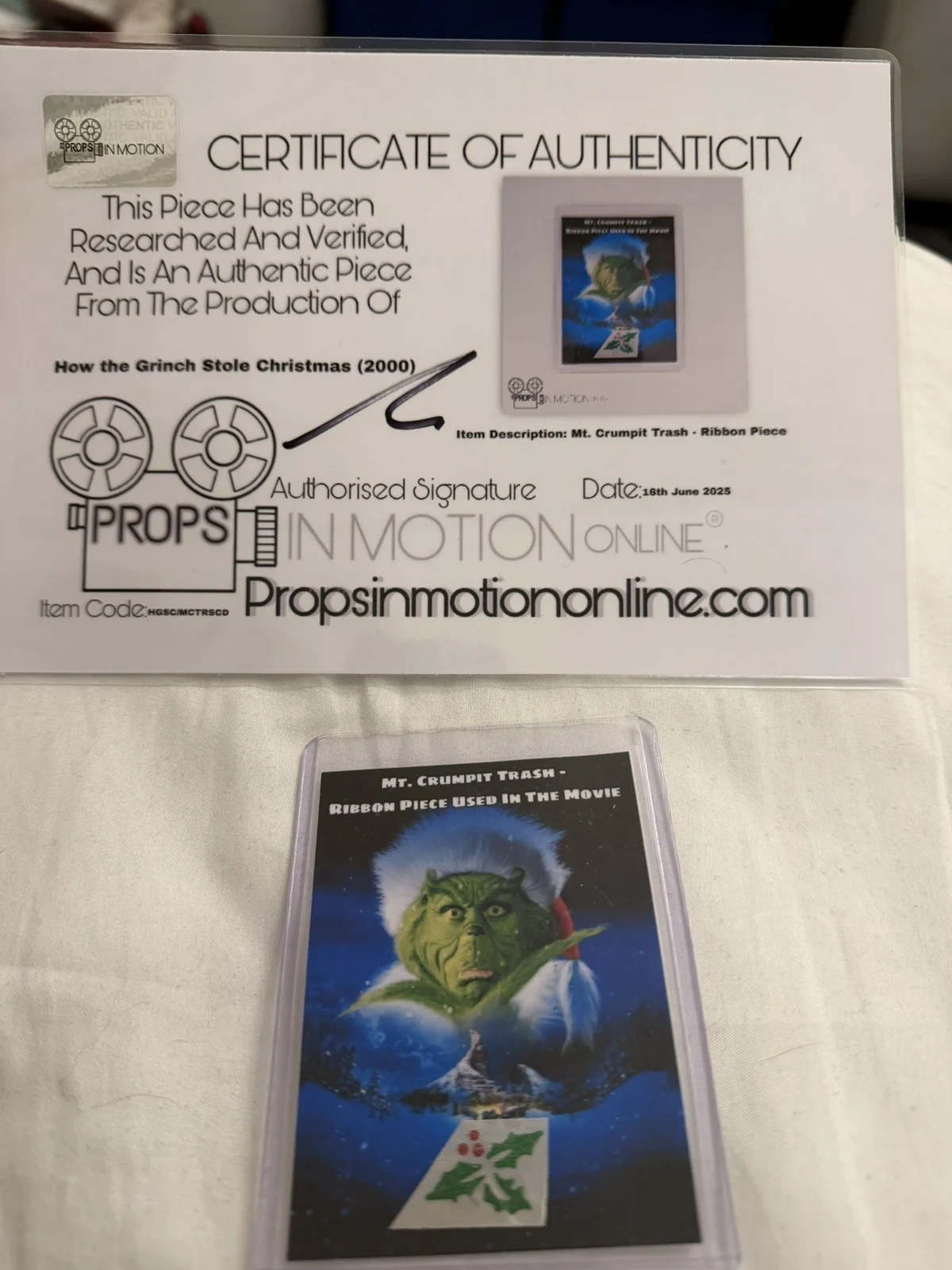 The Grinch stole Christmas ribbon Screen Used Movie Prop Film COA Jim Carrey, изображение 2