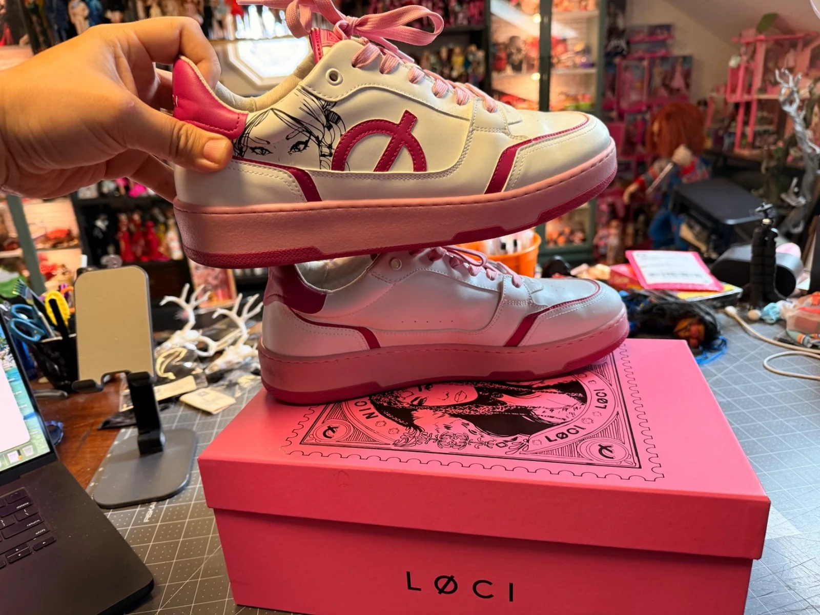 Nicki Minaj X LØCI Neo Chun Li Pink Friday Shoes Men's US Size 11 EU Size 45, изображение 4