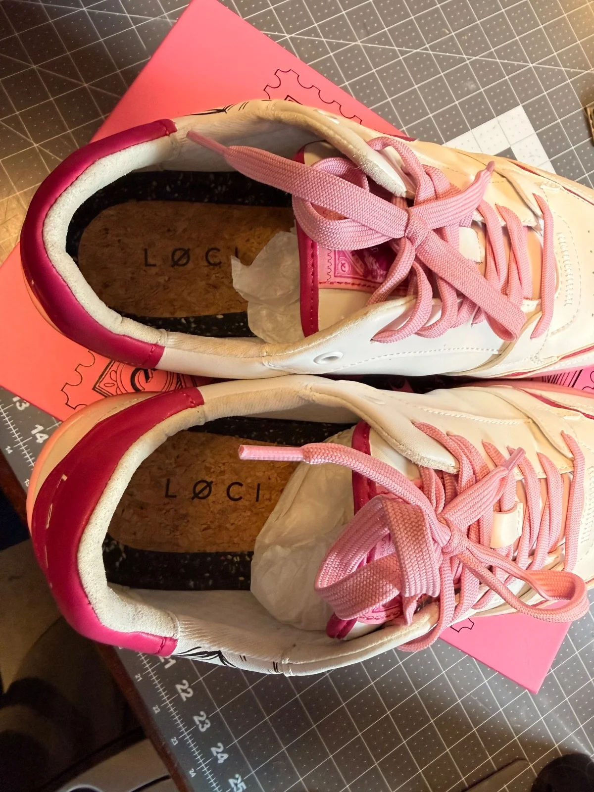Nicki Minaj X LØCI Neo Chun Li Pink Friday Shoes Men's US Size 11 EU Size 45, изображение 5