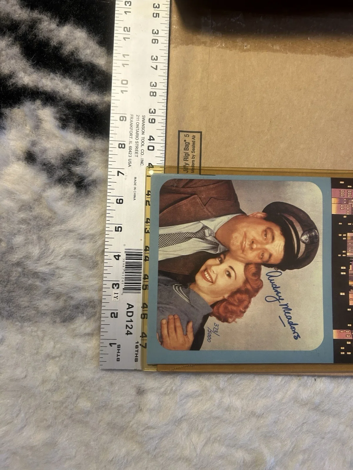 Audrey Meadows — Audrey Meadows Autographed/Signed Comic Book W/Global COA-The Honeymooners, image 3