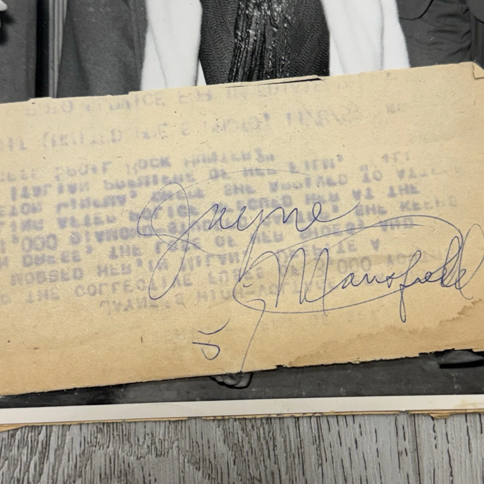 Original 1957 Signed Press Photo Jayne Mansfield Autograph, image 3