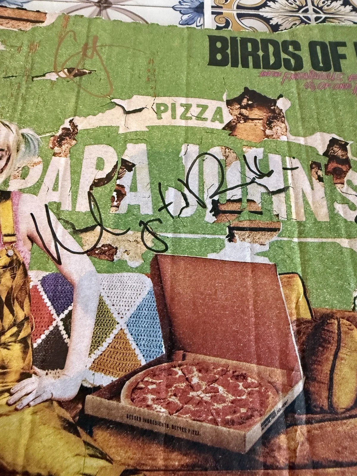Rare ‘Suicide Squad-Birds Of Pray’ Cast Signed Papa Johns Limited Edit Pizza Box, image 2