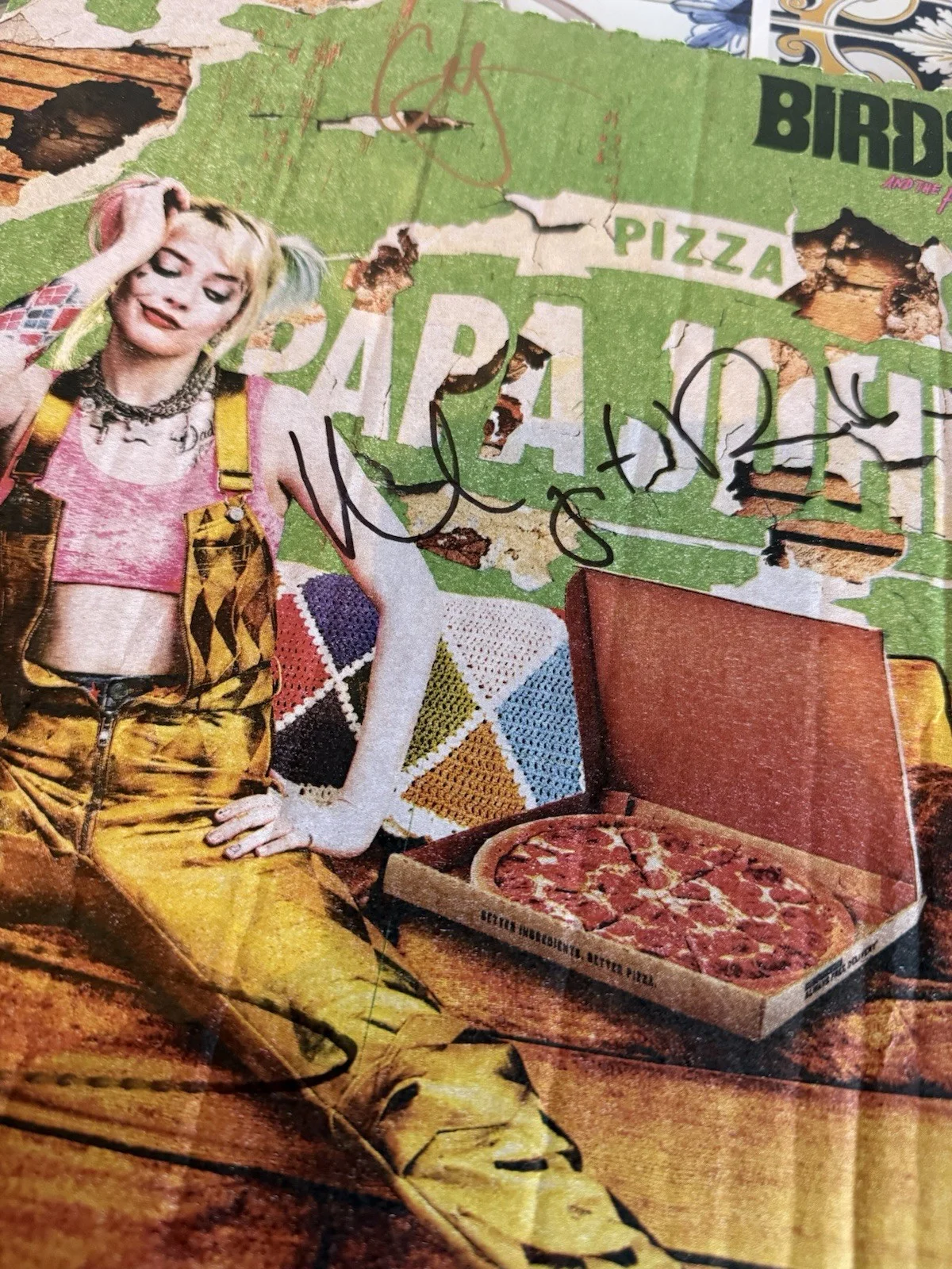 Rare ‘Suicide Squad-Birds Of Pray’ Cast Signed Papa Johns Limited Edit Pizza Box, image 3
