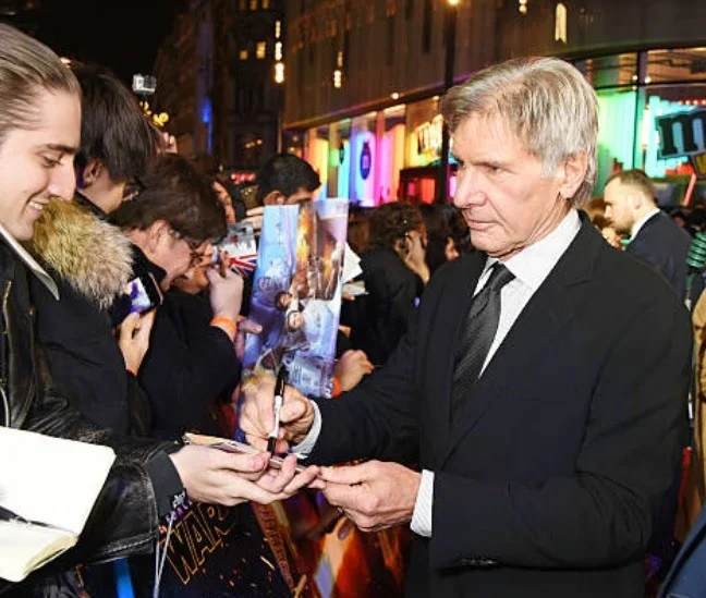 Harrison Ford - Daisy Ridley — Harrison Ford Daisy Ridley Star Wars Hand Signed Autograph Photo 12x8 COA, изображение 2