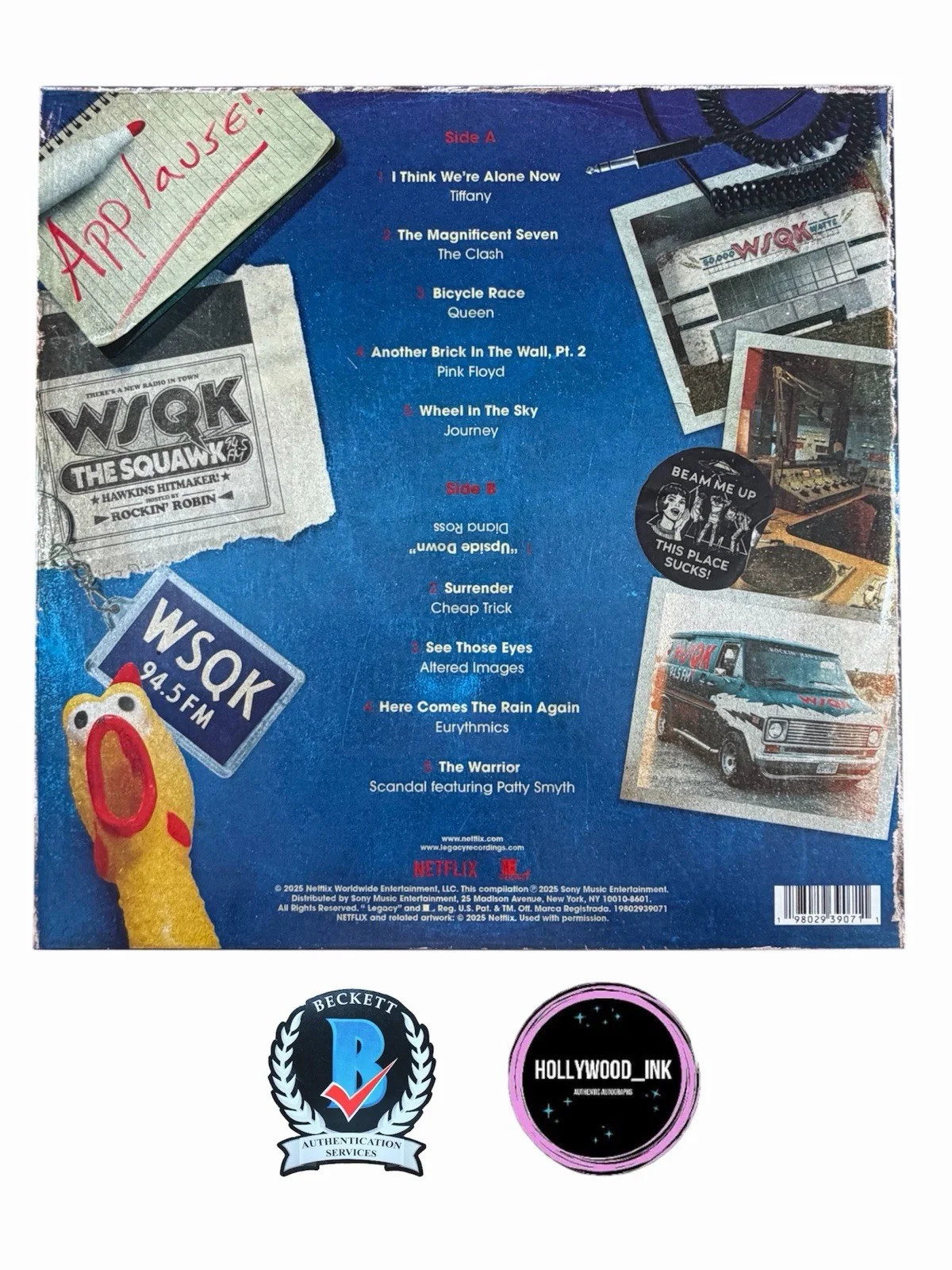 Matt Duffer, Ross Duffer — MATT & ROSS DUFFER BROTHERS SIGNED STRANGER THINGS:THE WSQK VINYL BAS (B), изображение 2