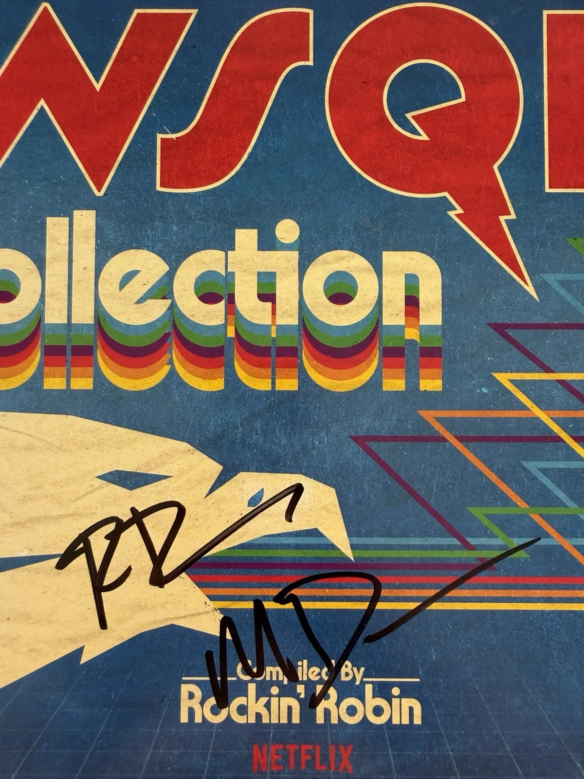 Matt Duffer, Ross Duffer — MATT & ROSS DUFFER BROTHERS SIGNED STRANGER THINGS:THE WSQK VINYL BAS (B), изображение 3