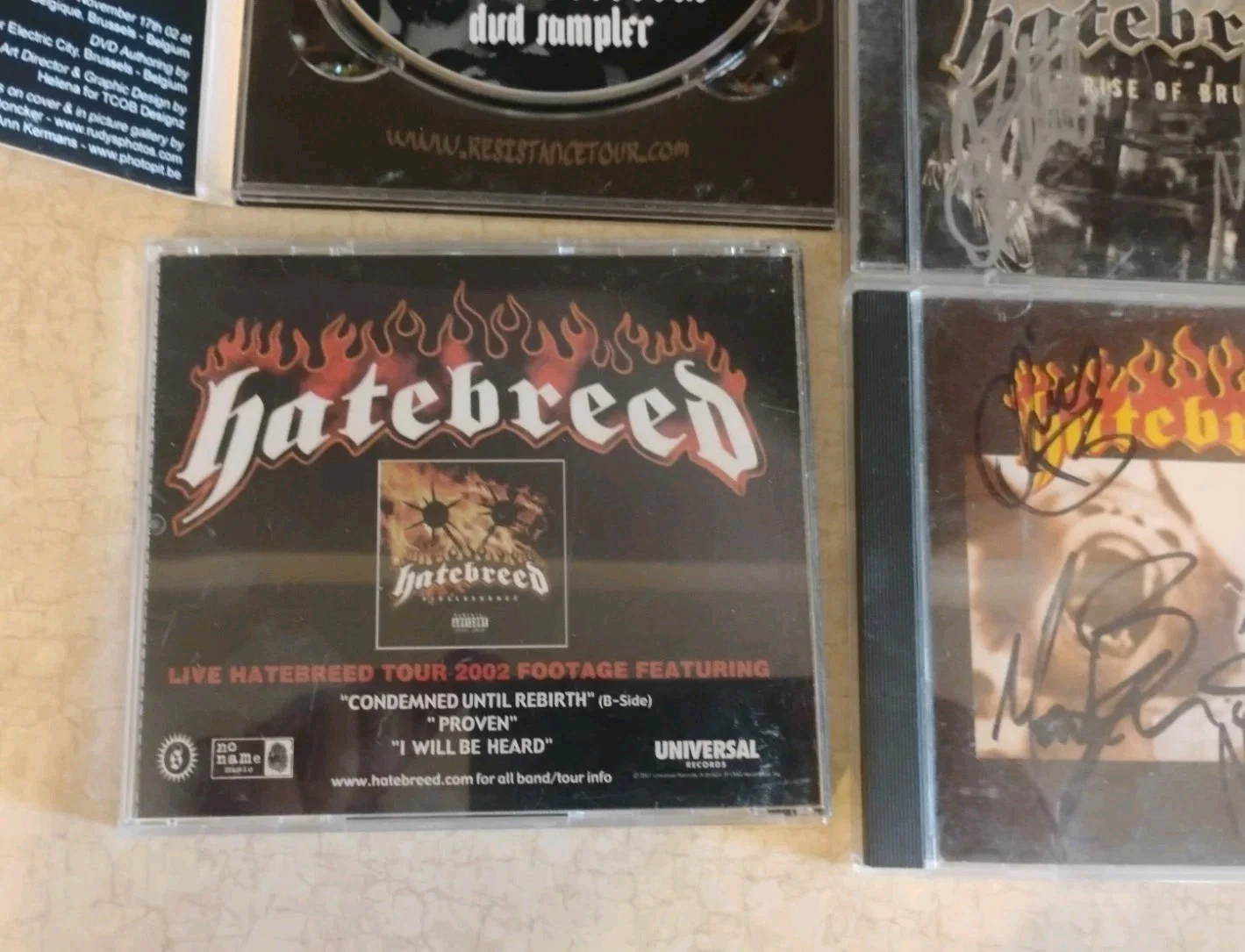 Lot Of Hatebreed Memoribilia Signed Cds Dvds Stickers Shot glass Matches, изображение 4