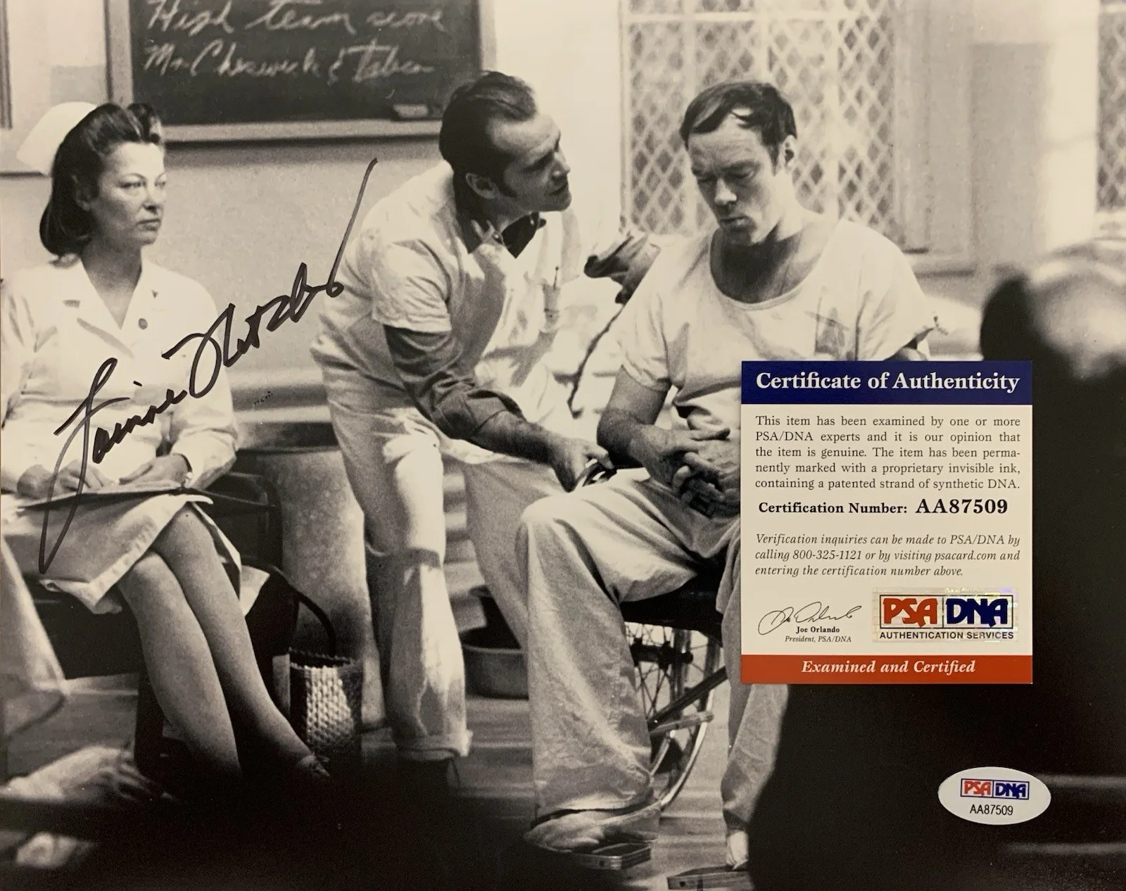 Louise Fletcher — Louise Fletcher One Flew Over the Cuckoo's Nest Signed 8x10 Photo - PSA AA87509, изображение 2
