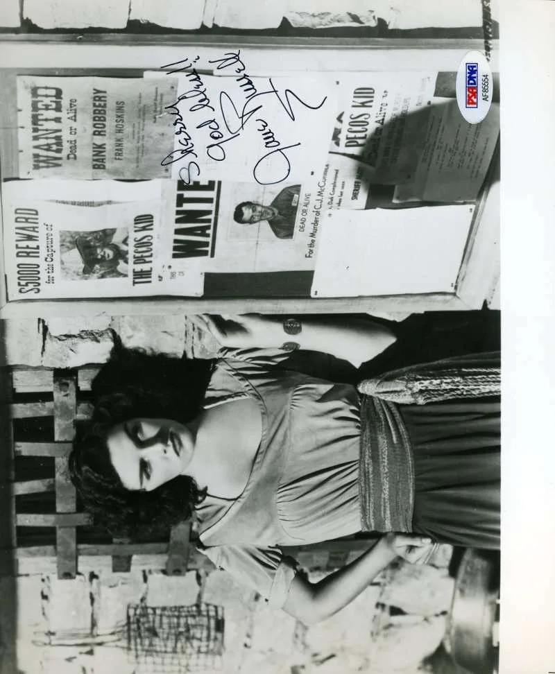JANE RUSSELL — Jane Russell Psa Dna Cert Autograph 8x10 The Outlaw Photo Signed