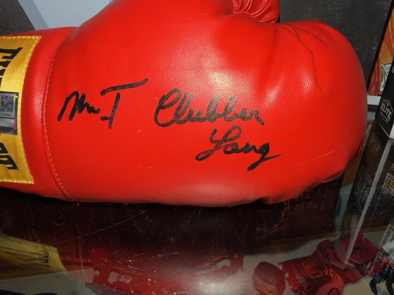 Mr T Autographed Clubber Lang Inscribed Rocky III Boxing Glove RARE COA, изображение 3