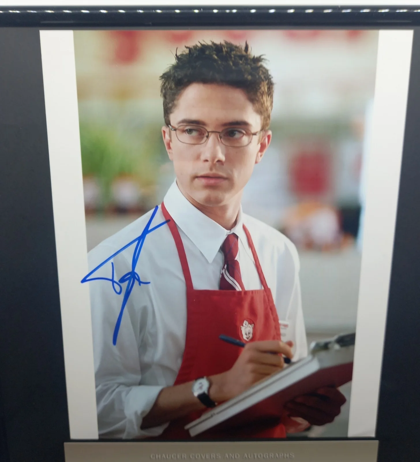 Genuine Certified TOPHER GRACE Hand Signed Autographed Framed 17"x12" + COA, изображение 2