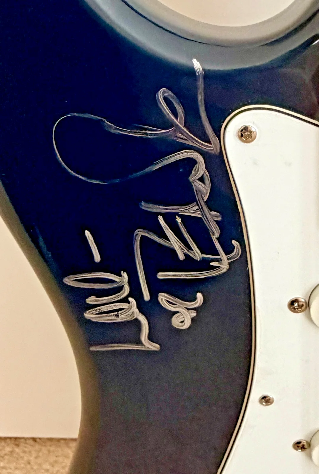 Fender Squire Bullet Signed by DEANA CARTER Electric Guitar Black Collector item, image 3