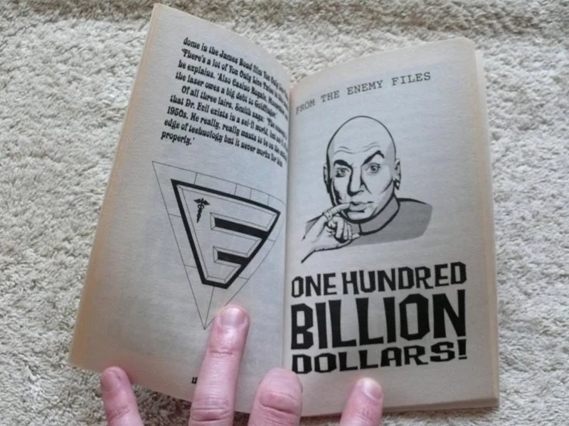 Austin Powers The Spy Who Shagged Me Virgin Megastore Special Book New, изображение 3