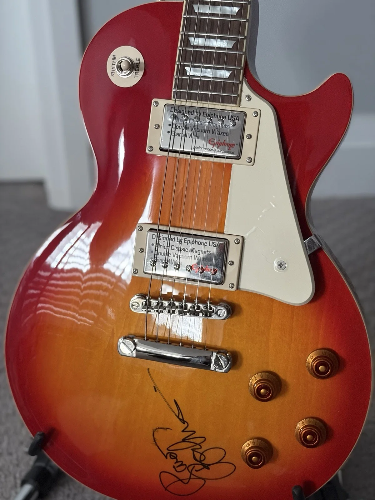 Randy Bachman (Guess Who) Signed Epiphone Les Paul Guitar. Mint Condition, image 4