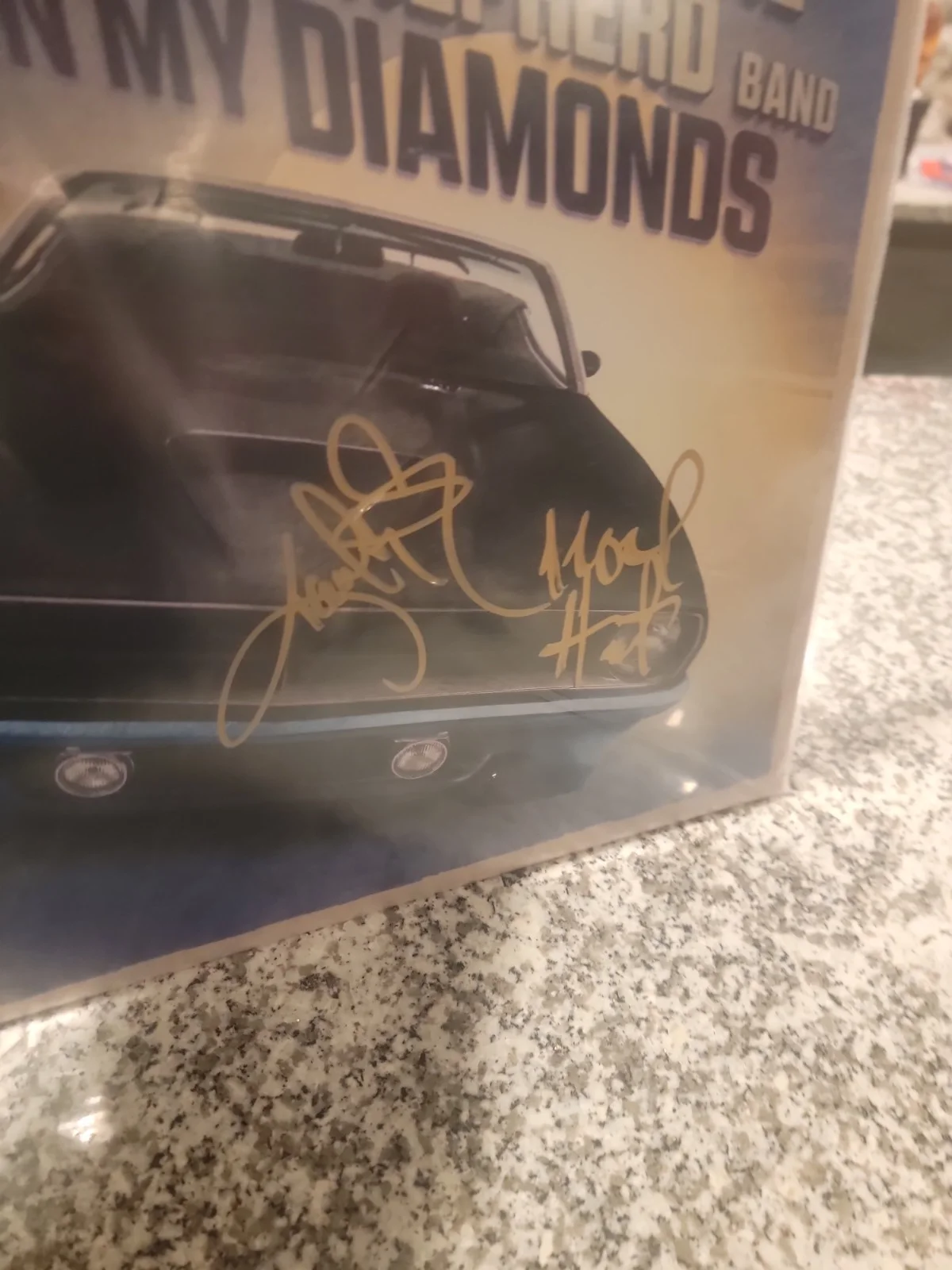 Kenny Wayne Shepherd Dirt On My DIAMONDS VOL 2 autographed By Kenny And Noah..., изображение 3