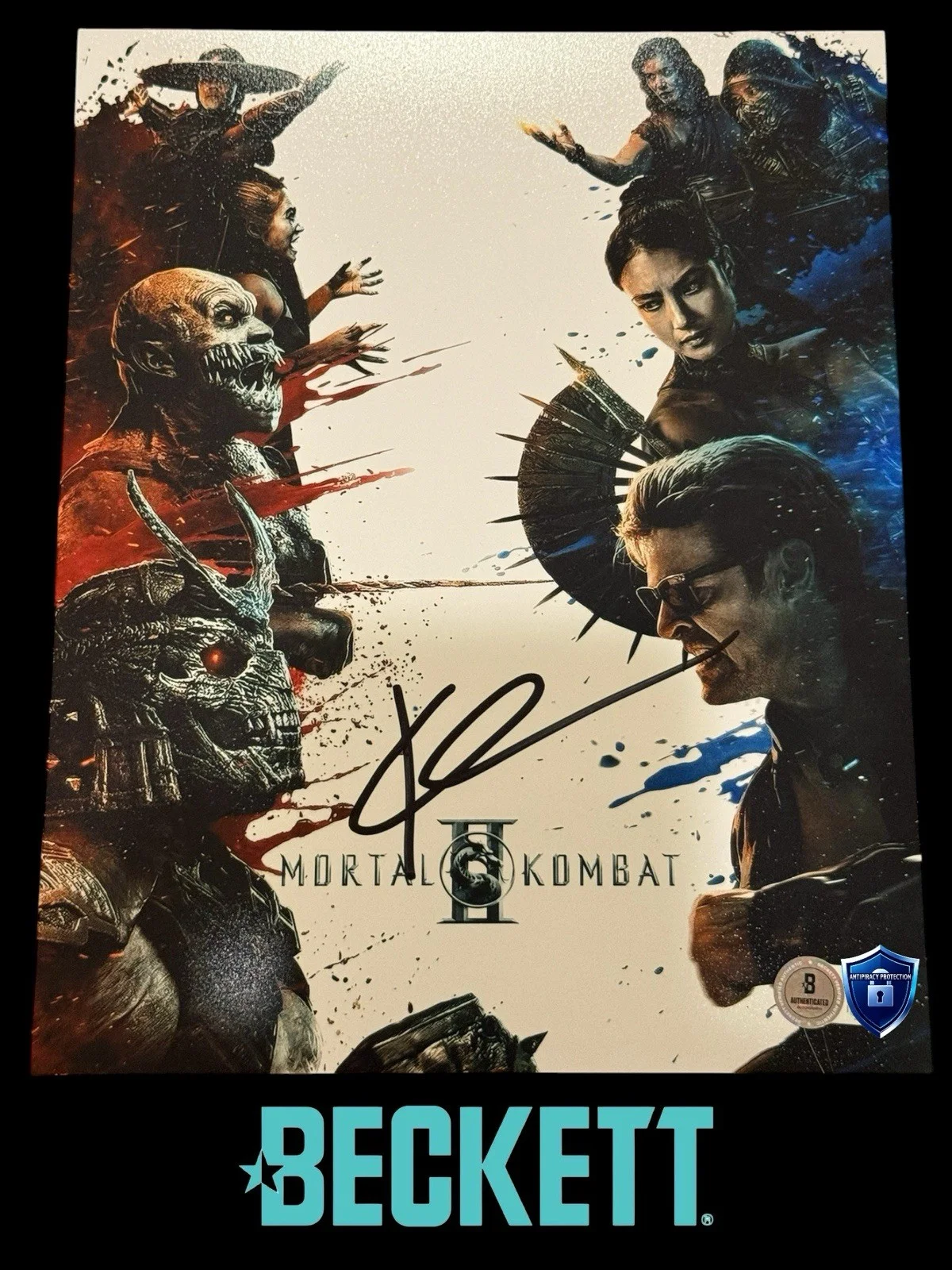 Karl Urban — Karl Urban Signed Mortal Kombat 2 8X10 Photo Johnny Cage Beckett Holo B