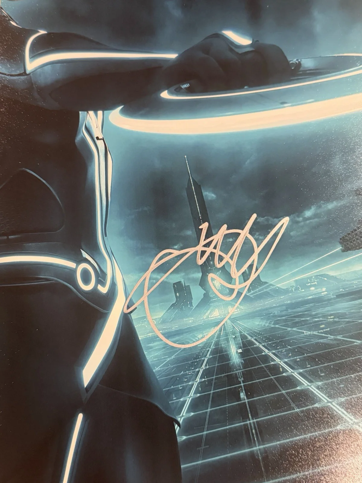 Olivia Wilde — OLIVIA WILDE SIGNED 11x17 AUTOGRAPHED TRON PHOTO BECKET COA BW89735, изображение 2