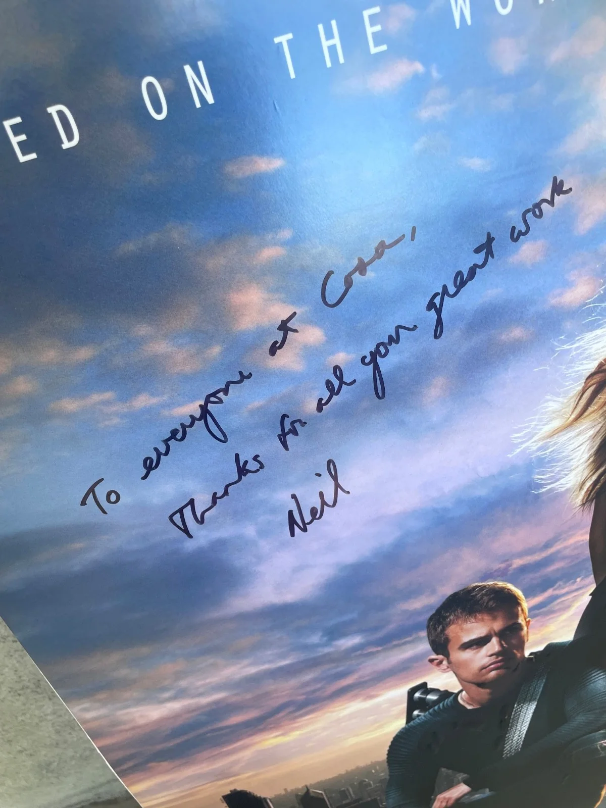 Divergent Movie Poster Mounted on foam board signed by director, изображение 3