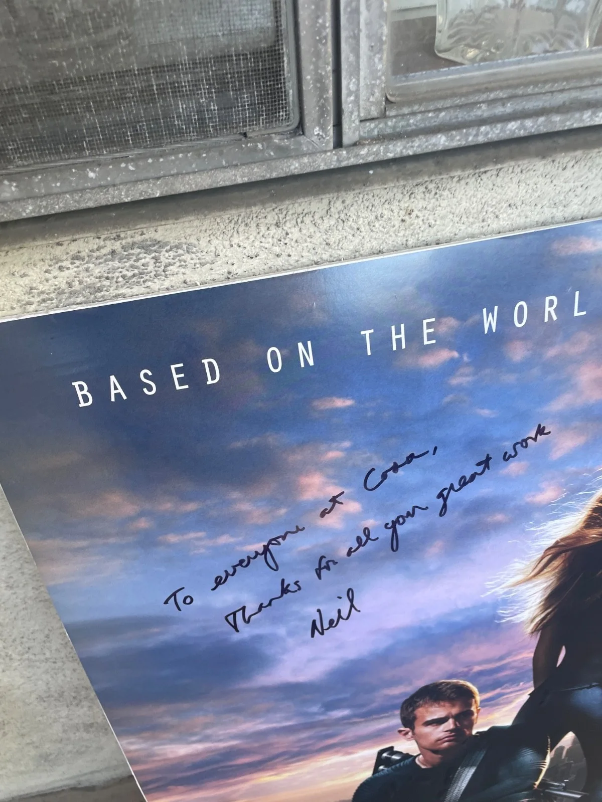 Divergent Movie Poster Mounted on foam board signed by director, изображение 4