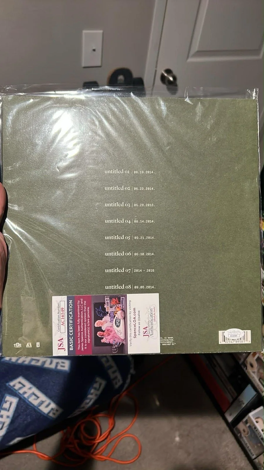 Kendrick Lamar signed Untitled Unmastered Album JSA COA •Some Creases•, изображение 2