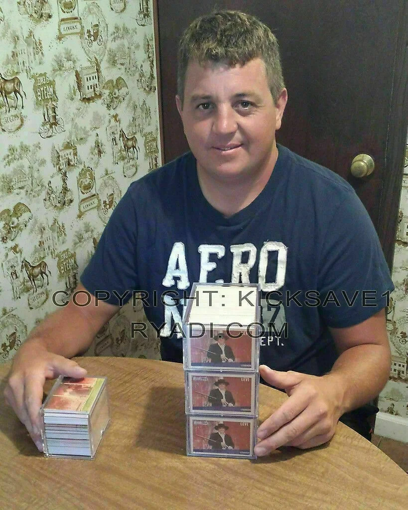 EXCLUSIVE! Lebanon Levi from Amish Mafia HAND SIGNED TRADING CARD - LTD TO 1,000, изображение 4